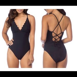 Super flattering scallop top one piece swimsuit